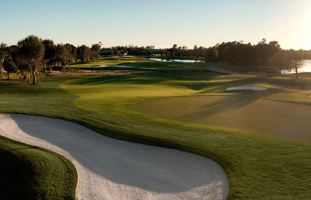 A bunkered green at sunrise on the Lely Resort courses
